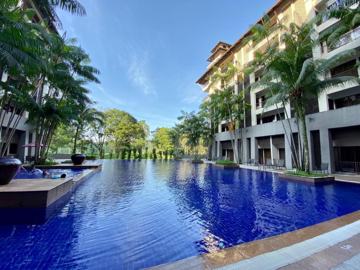 Pulai Springs Resort Official Skudai Exteriör bild