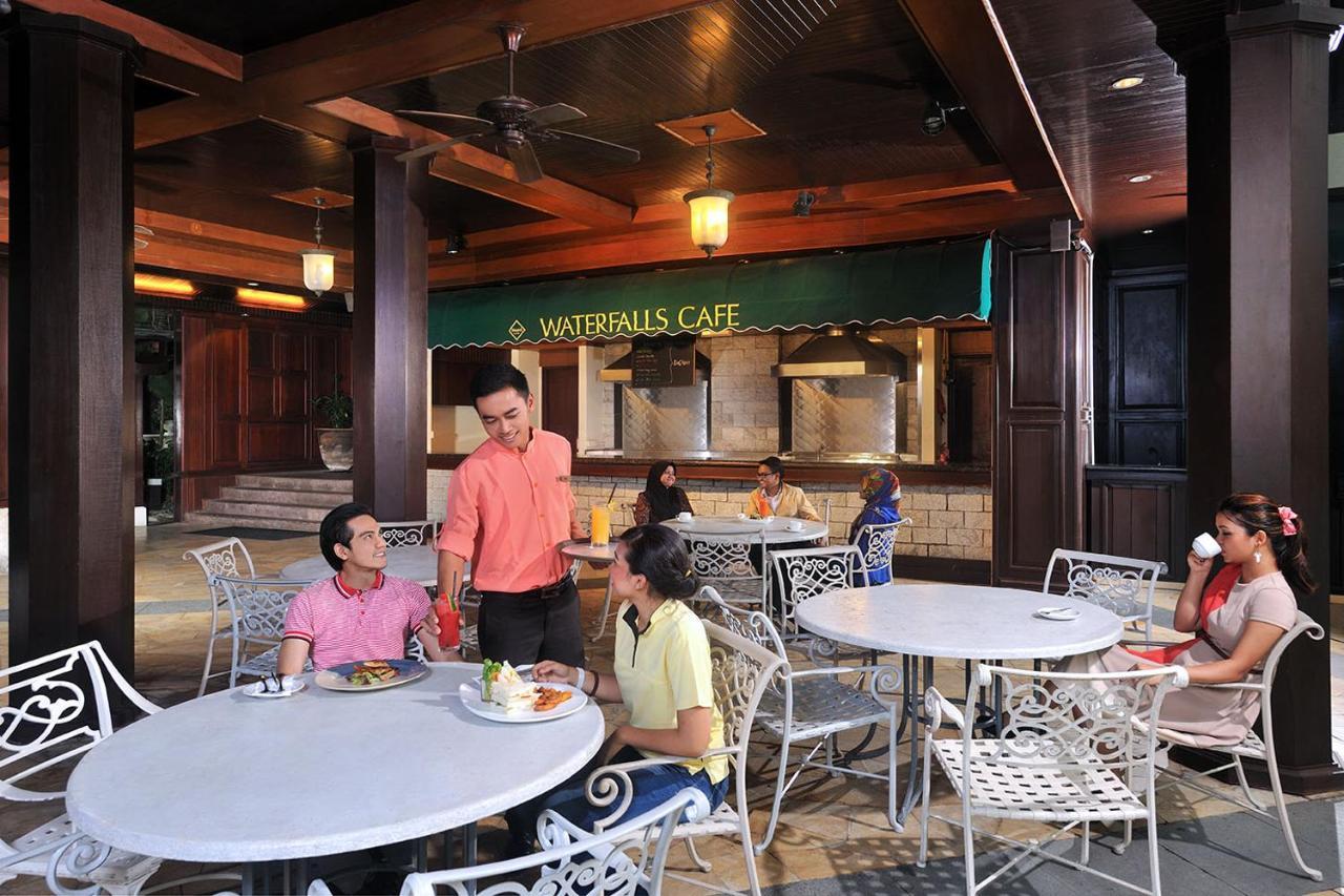 Pulai Springs Resort Official Skudai Exteriör bild